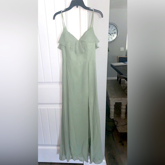 Azazie sage green formal dress - Picture 1 of 3